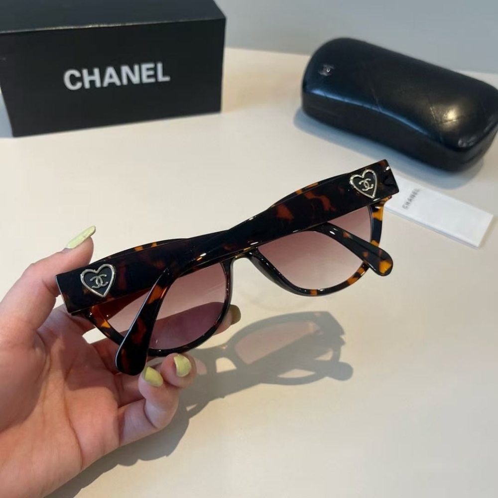 Chanel Butterfly tortoiseshell Sunglasses